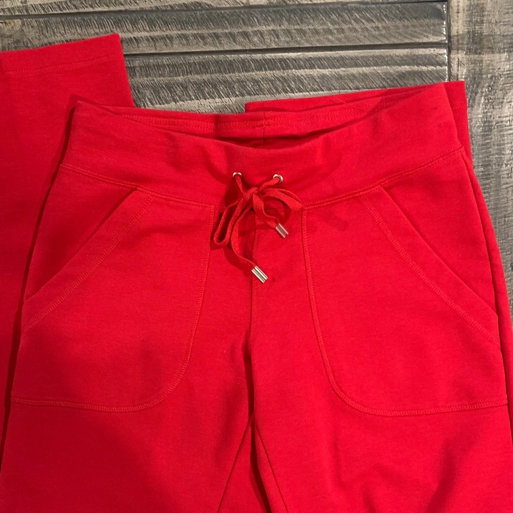 New York Laundry Vibrant Red Athleisure Pants - Picture 3 of 4
